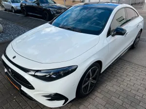 Mercedes-Benz CLA 200 AMG! PANO! NIGHT! SUPERSCREEN! DISTR.!