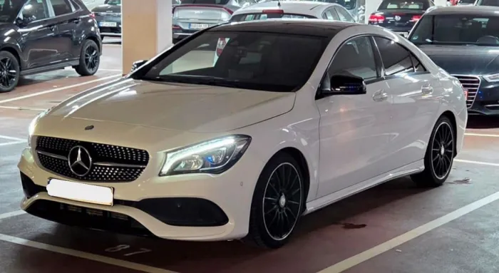 Mercedes-Benz CLA 200 Amg Line 