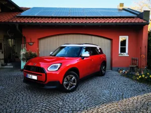 MINI Countryman C Paket M+/AHK/Head-Up/Panoramadach