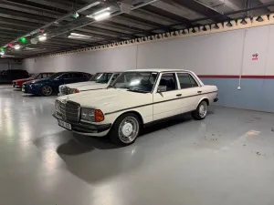 Mercedes-Benz Mercedes W123 200D Baujahr 1979 mit OM606 ...