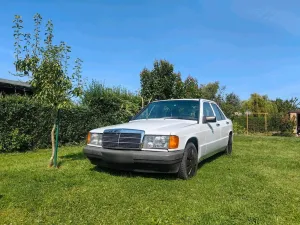Mercedes-Benz Mercedes 190E von 1990