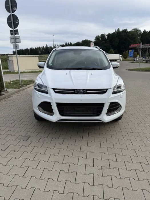 Ford Kuga Titanium Edition