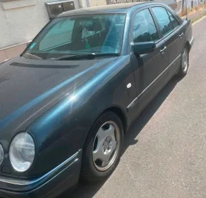 Mercedes-Benz mercedes benz w210 e320 eventuell tauchen
