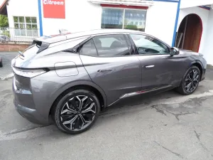 DS Automobiles DS4 Opera BlueHDI 131 EAT 8 Automatic