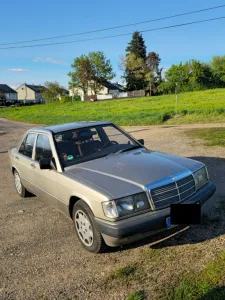 Mercedes-Benz 190 in gutem Zustand zu verkaufen