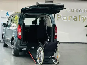 Peugeot Rifter L1 GT Line Behindertengerecht-Rampe NEU