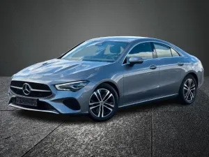 Mercedes-Benz CLA 180 LIMO 136PS AUTOMATIK CAM LEDER XENON