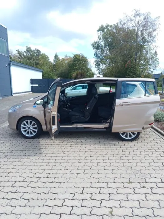Ford B-Max 1.6 57tkm HU 02/2028 Komfort-Einstieg