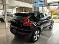 Volvo XC40 T4 Recharge Plus Dark LED ACC CarPlay H&K 3