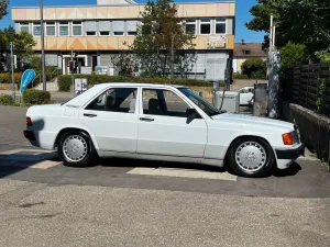 Mercedes-Benz W201 2.0 Diesel Oldtimer 
