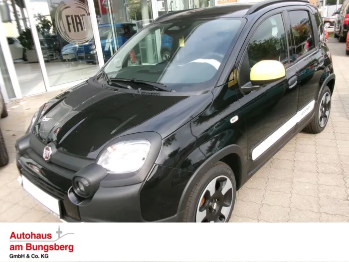 Fiat Pandina Cross Hybrid PDC Apple CarPlay Android A
