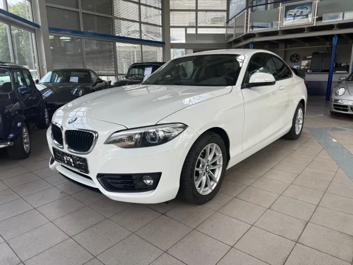 BMW 218 i Coupe Advantage  Automatik