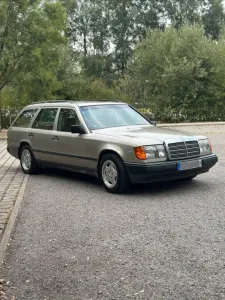Mercedes-Benz W124 230TE TÜV H-Kennzeichen