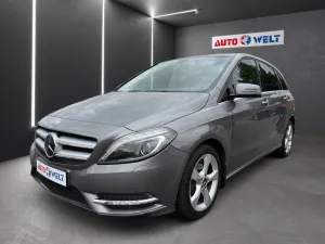 Mercedes-Benz B180 Standard Bi-Xenon Navi Kamera Bluetooth