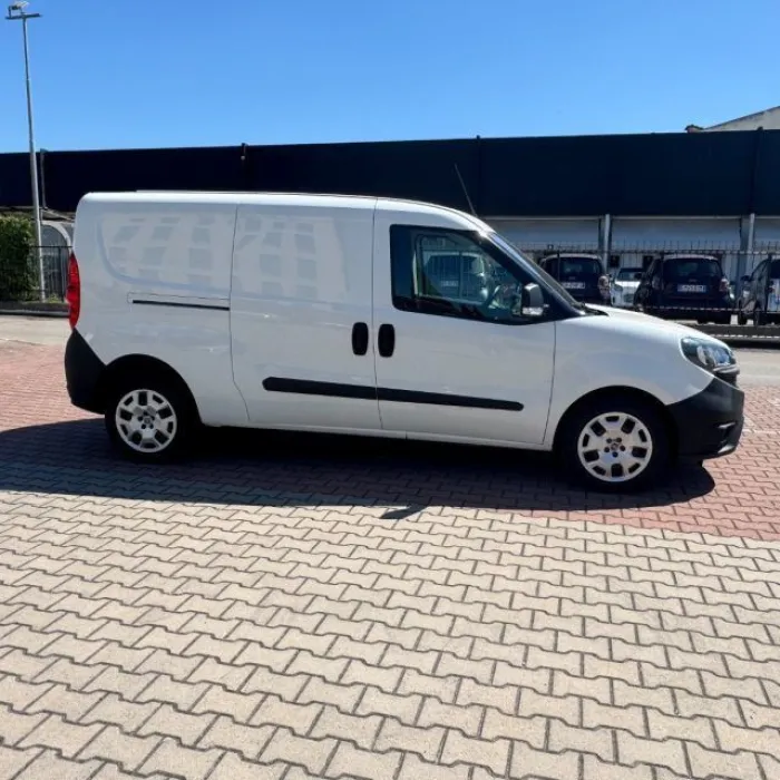 Fiat FIAT Doblo 1.6 Mjet 105cv S.&S. PL-TN CARGO MAXI
