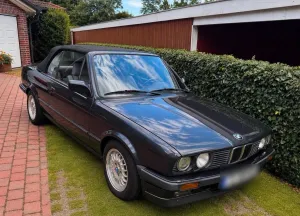 BMW E 30 325 i Cabrio 2 Hand