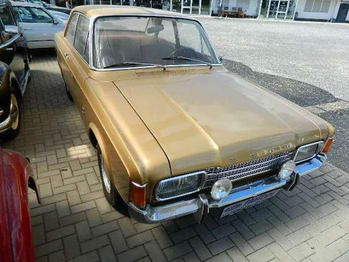 Ford Taunus 17M P7 