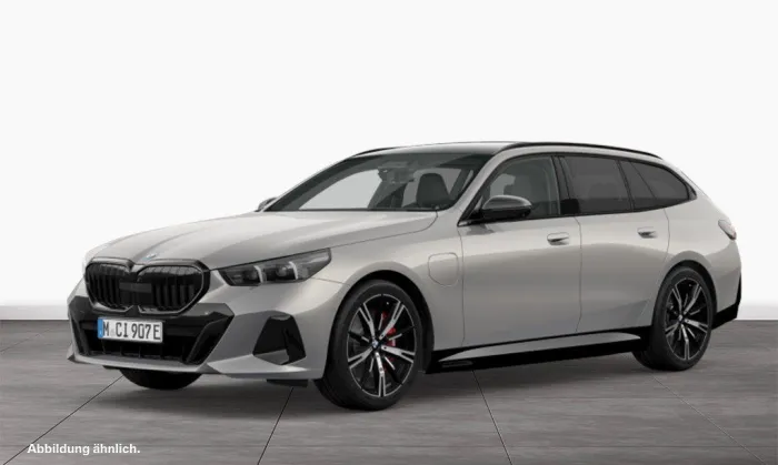 BMW 550e xDrive Touring