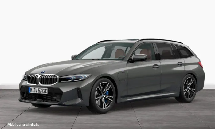 BMW 330e xDrive Touring