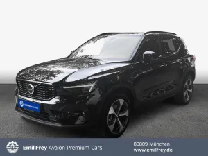 Volvo XC40 B3 B DKG Plus Dark