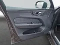 Volvo XC60 B5 B AWD Core SiH GJR Win AHK