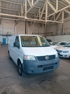 Volkswagen vW Transporter T5 geschlossener Kasten