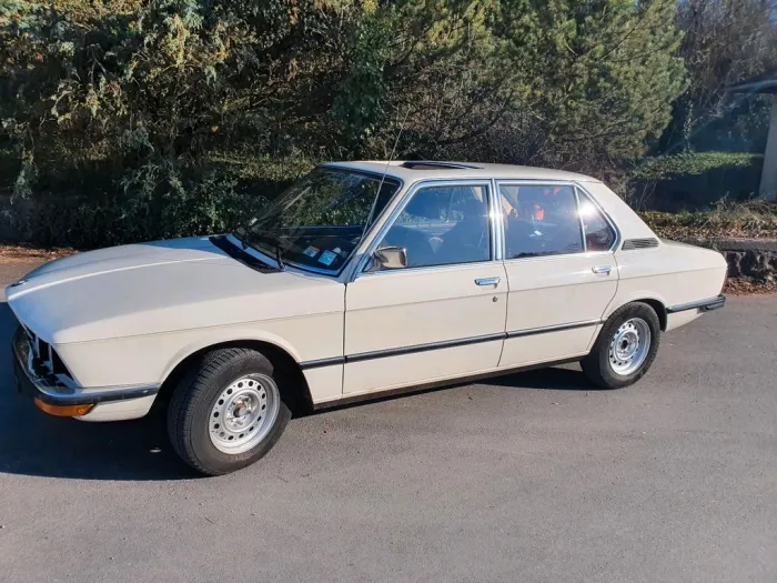 BMW Toller BMW E12 518 von 1978