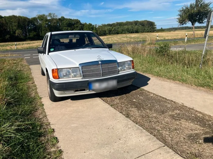 Mercedes-Benz Mercedes w201 babybenz tüv noch fast neu