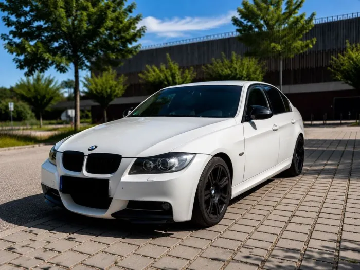 BMW Serie 3 E90 Facelift  2.0 Diesel  17...