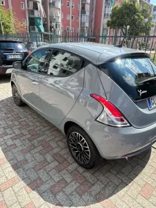 Other Ypsilon 1.0 FireFly 5 porte S&S Hybrid Alberta F