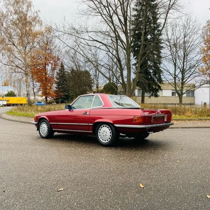 Mercedes-Benz SL 300