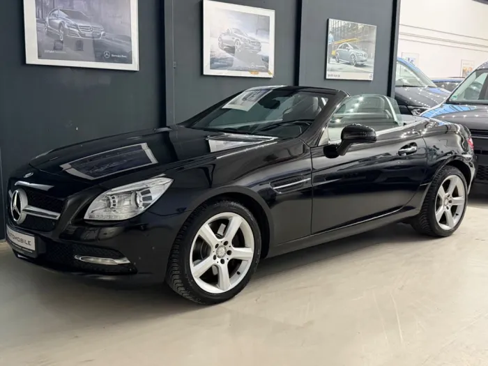 Mercedes-Benz SLK 250 Navi Leder Memory Pano Keyless Airscarf