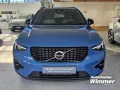 Volvo XC40 B4 B DKG Plus Dark LED+Fahrerassistenz Navi