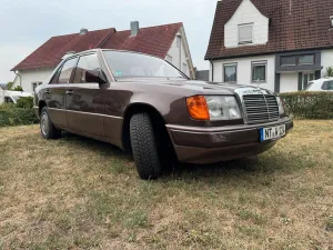 Mercedes-Benz Mercedes w124 220E