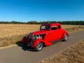 Ford 1934 Model 40 5 window coupe