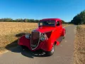 Ford 1934 Model 40 5 window coupe
