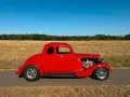 Ford 1934 Model 40 5 window coupe