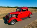 Ford 1934 Model 40 5 window coupe
