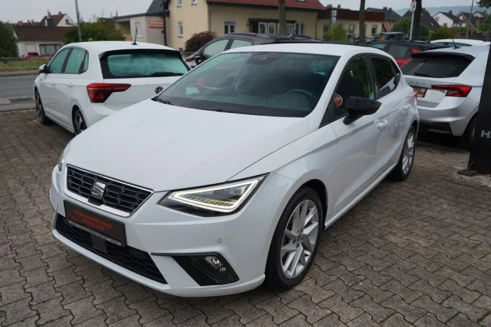 Seat Ibiza FR *NAVI*RFK*SHZ*FullLink*