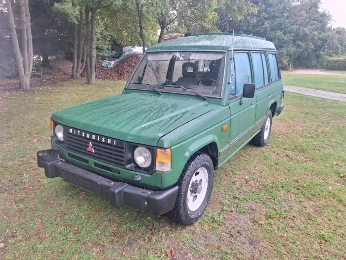 Mitsubishi MITSUBISHI PAJERO L040..AUTOMATIK