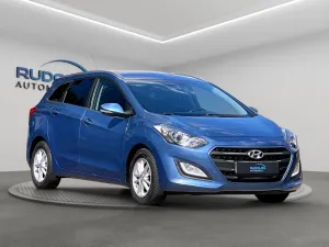 Hyundai i30 CW 1,6 AUTOMATIK SITZHEIZ. TÜV NEU GARANTIE