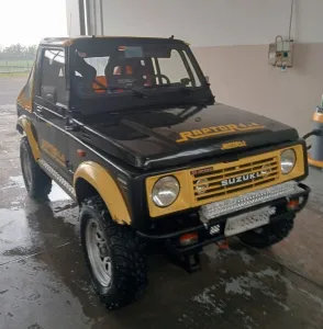 Suzuki SJ Samurai SJ413 Autocarro Preparato