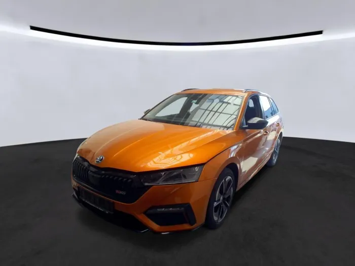 Skoda Octavia Combi 1.4 TSI iV DSG RS