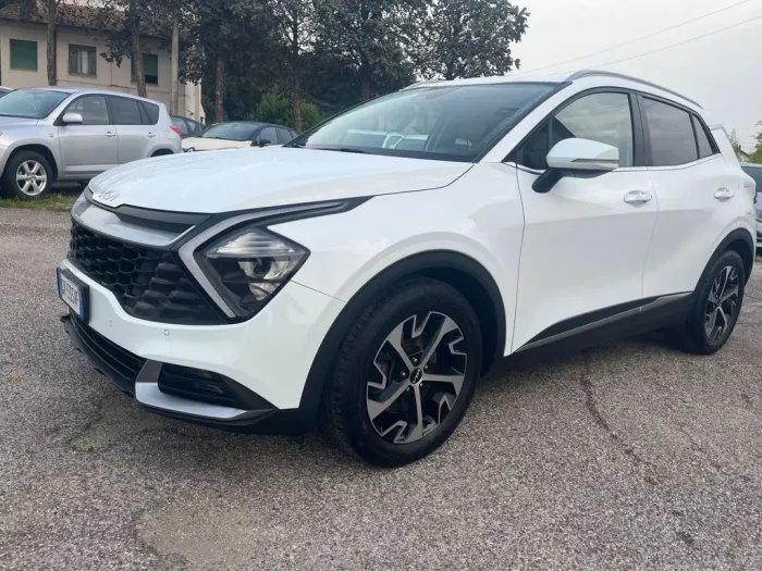 Kia Sportage 1.6 CRDI 136 CV 2WD Mild Hybrid Bus
