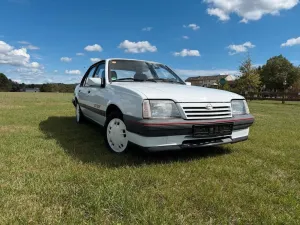 Opel Ascona C Sport 2.0 l  H-Kennzeichen