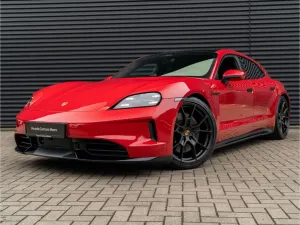 Porsche Taycan GTS Sport Turismo HeadUp HDMatrix