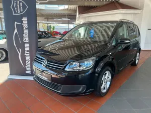 Volkswagen Touran Comfortline *DSG / 2.Hand / R.Kamara *