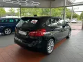 BMW 218i Active Tourer Advantage * 2. Hand *