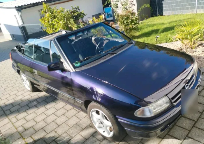 Opel Astra F Cabrio2.0i, 115 PS -67.700 Km...