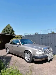 Mercedes-Benz W124 230 Coupe